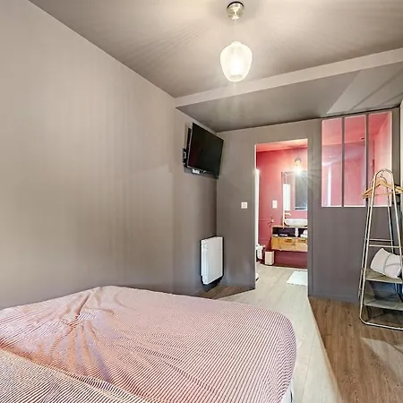 Refuge Du Chateau, Spa, Hypercentre, Confort * Laval
