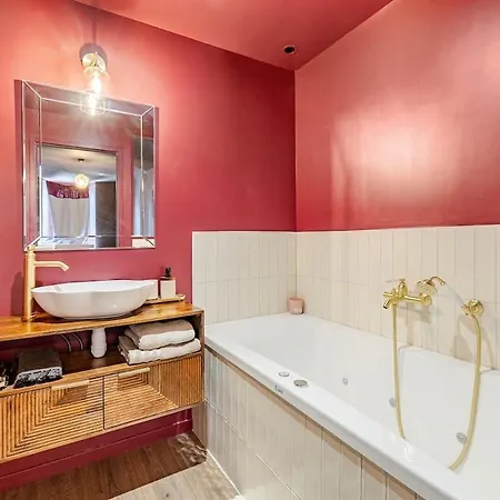 Apartment Refuge Du Chateau, Spa, Hypercentre, Confort *